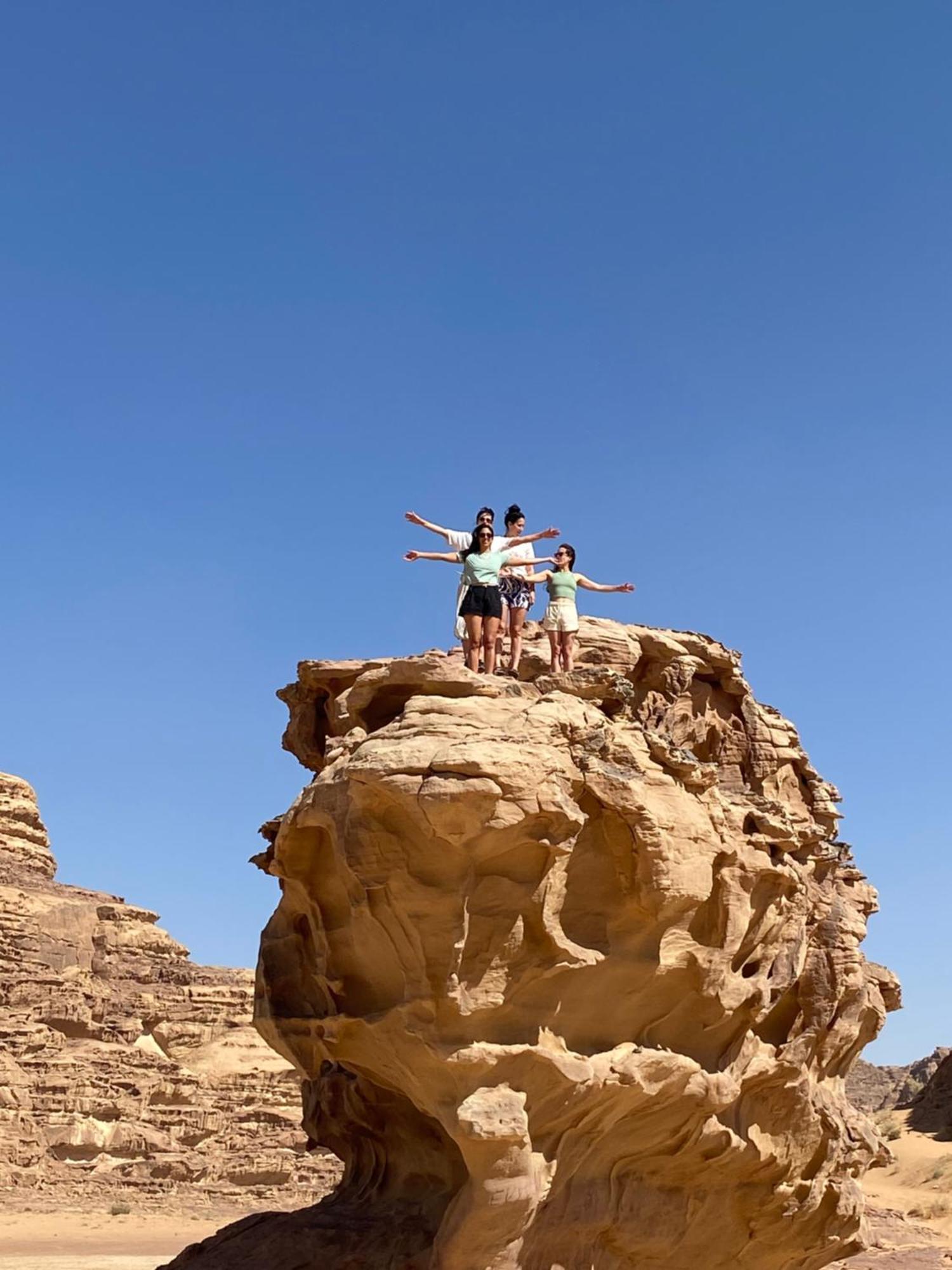 וואדי רם Rum Four Mountain Luxury Camp מראה חיצוני תמונה